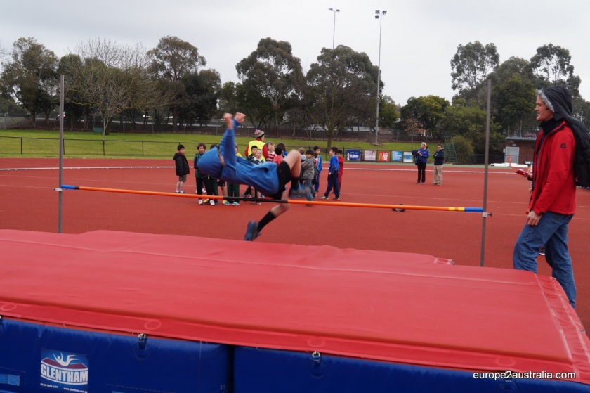 All the activities are real athletic elements. Here the high jump, very impressive techniques by some students. Kai being new it this did not perform bad either. He made it to 1 meter (which I find impressive with his 1,30 lenght and no former experience to this).