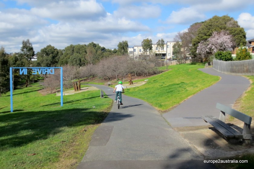It is all uphill and downhill, even alomg the creek. Coming from a 'flat as a pancake' country, this takes some getting used to.