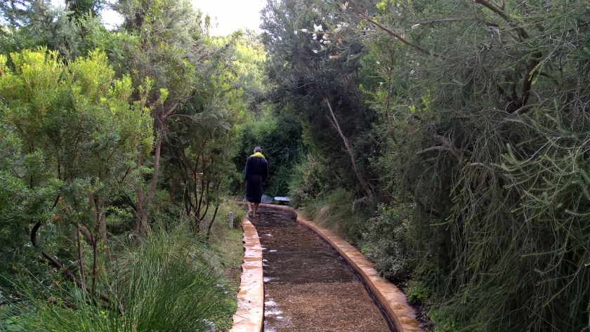 peninsula-hot-springs-foot-reflexology-path