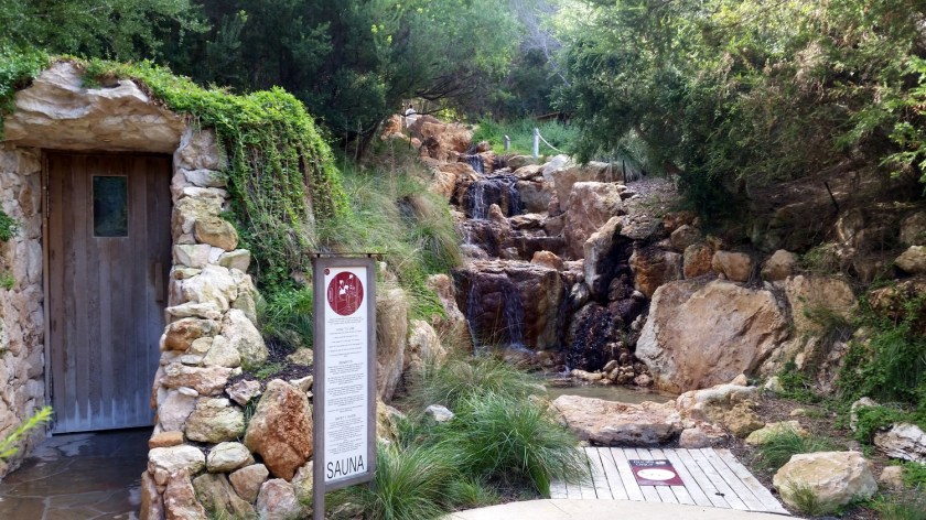 peninsula-hot-springs-sauna