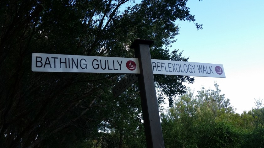 peninsula-hot-springs-signs